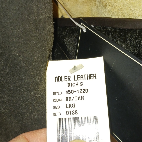 Women's leather jacket - Picture 3 of 10